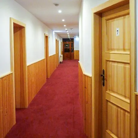 Hornik 3*